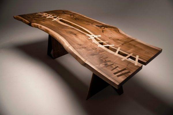 Walnut And Maple Dining Table | Stitched Maple Inlays - Image 2