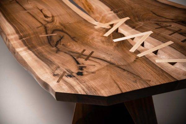 Walnut And Maple Dining Table | Stitched Maple Inlays - Image 7